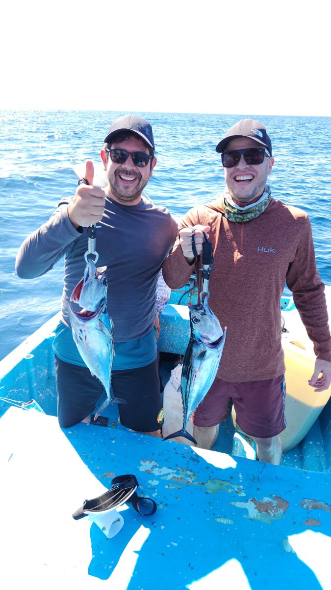 Aventura de pesca en altamar
