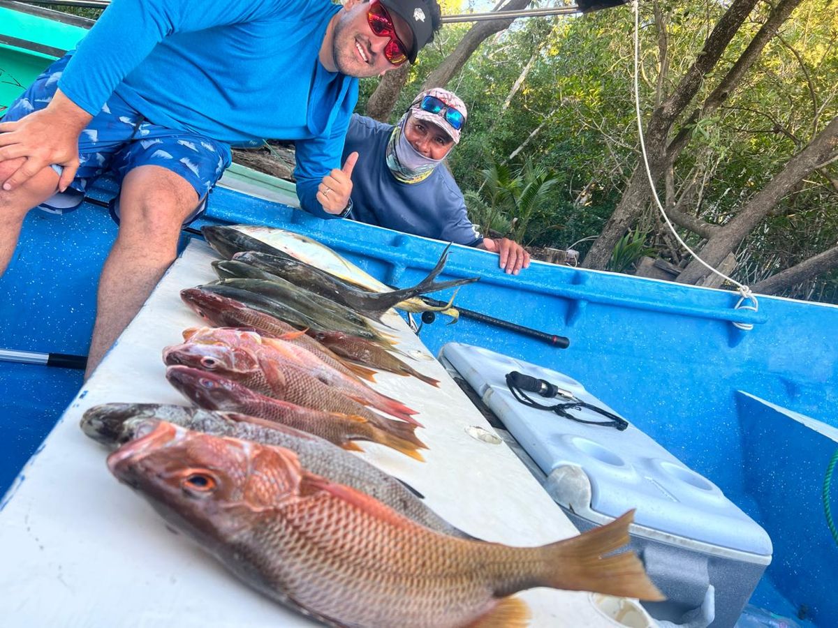 Aventura de pesca en la Bahía de Jiquilisco