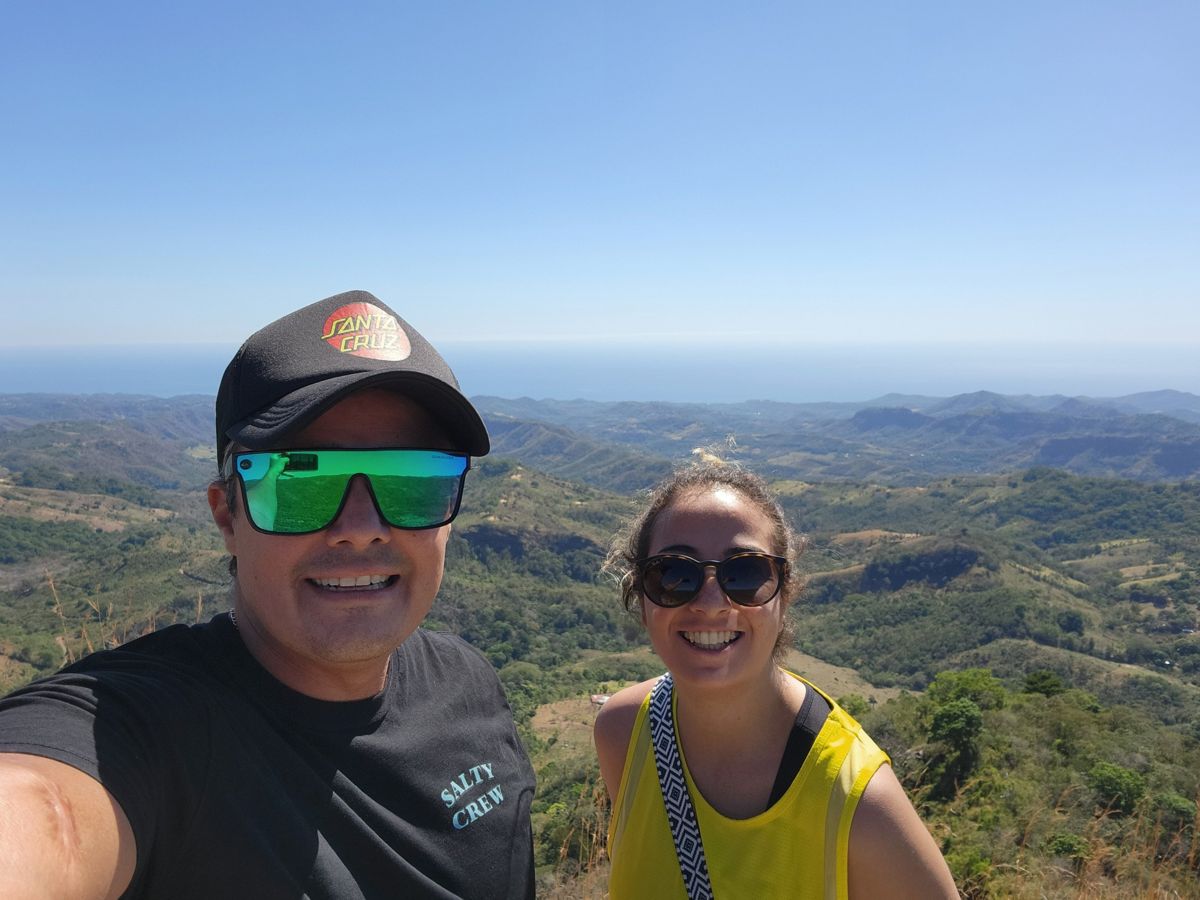 Peñón de Comasagua y El Zonte