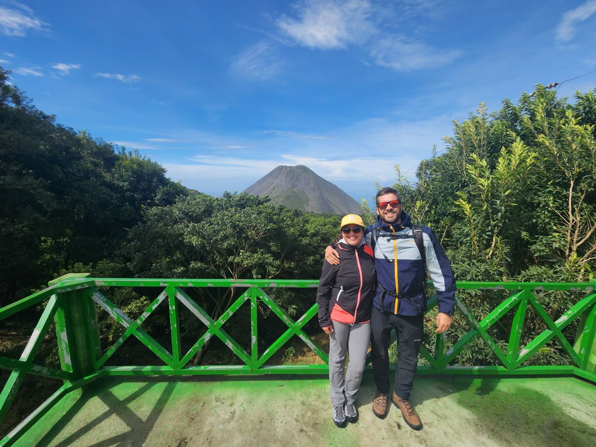 Volcán de Santa Ana y Lago de Coatepeque