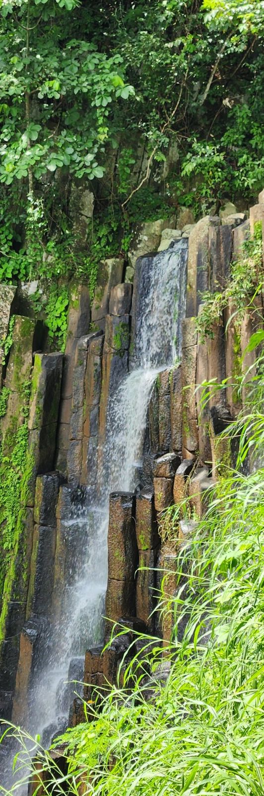 Suchitoto et cascade de Los Tercios